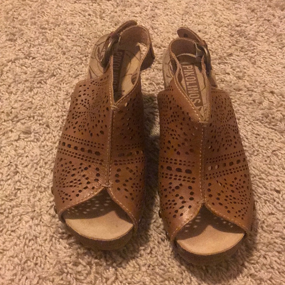 Pikolinos, Brown wedge sandals